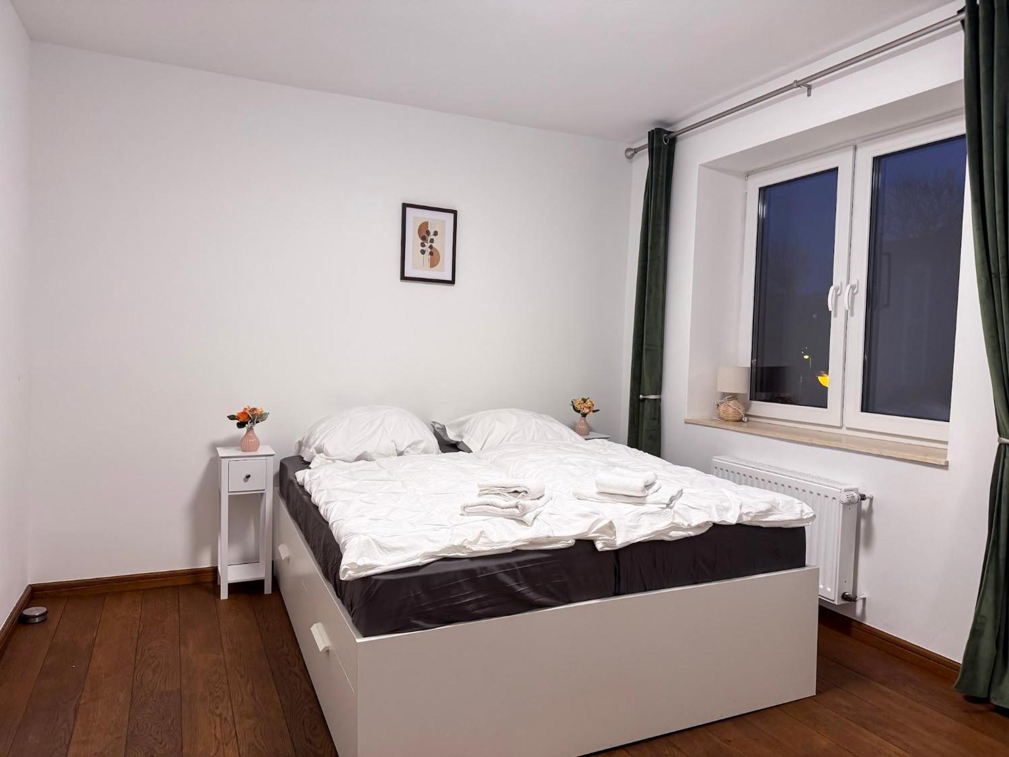 Vakantiehuis T&k - 8 Detached House - 6 Min To Messe Dus - Private Parking