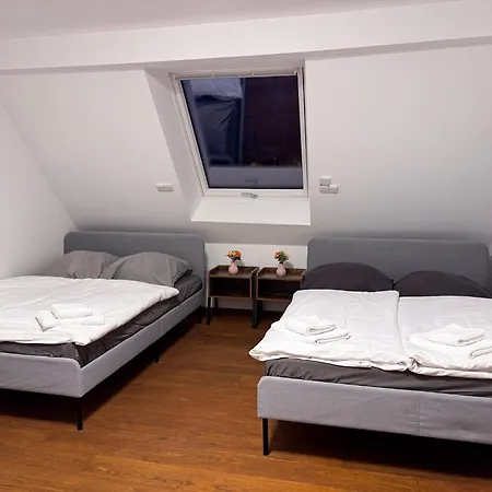 Holiday home T&k - 8 Detached House - 6 Min To Messe Dus - Private Parking *